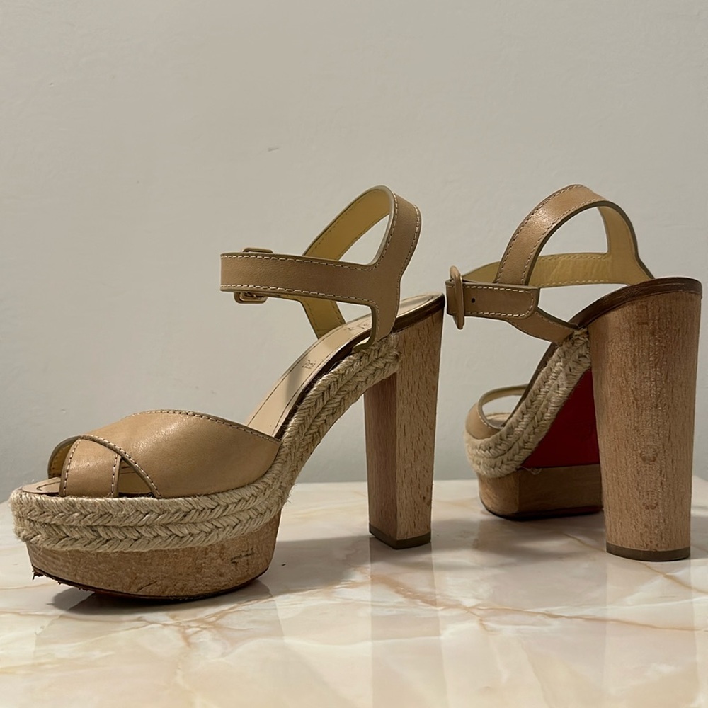 Louboutin Nude Leather Raffia Cabana 130 Block Ankle Strap Heel Sandal